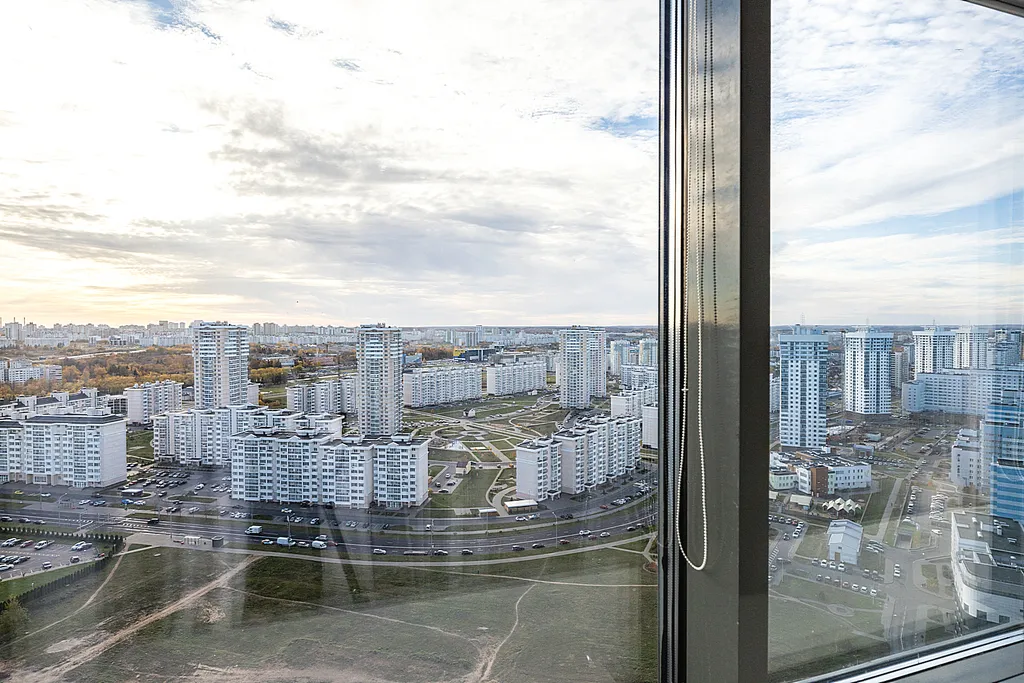 Квартира Квартира Уютный апартамент, возле Минск-Арены, на 23 этаже ! — Минск
