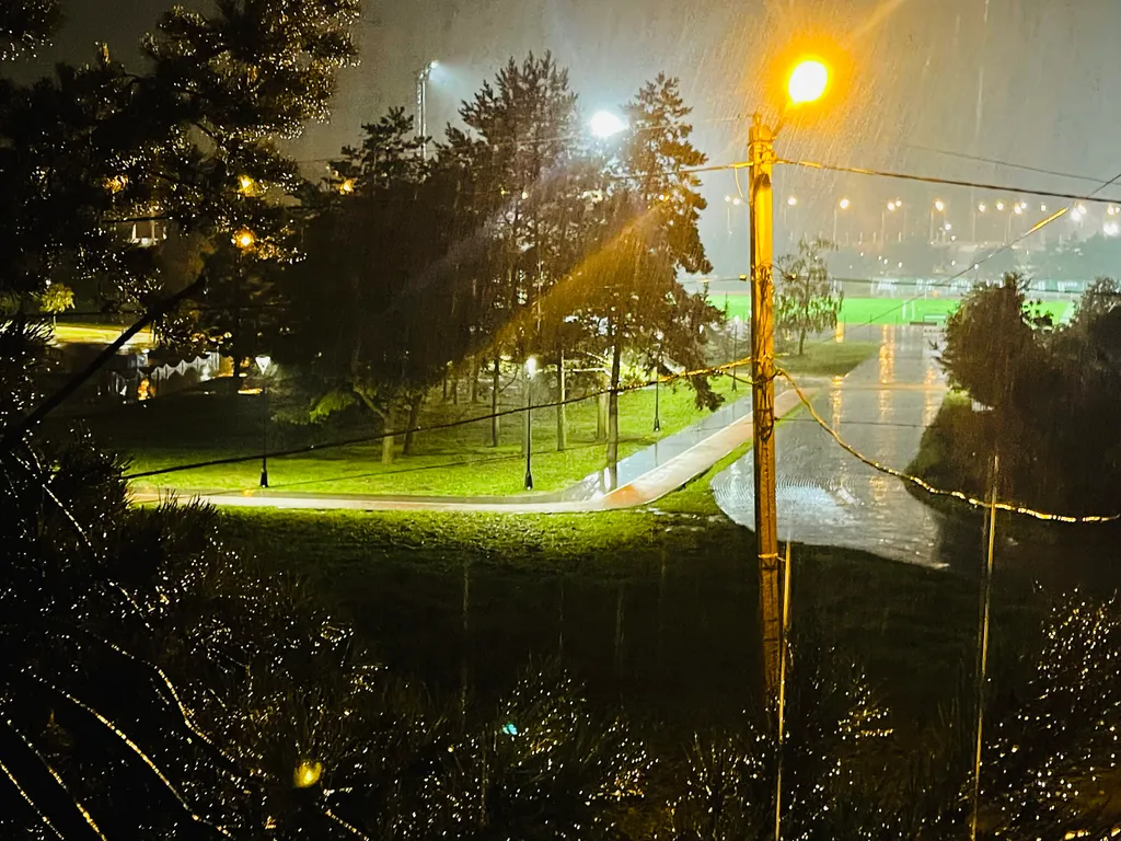 Свежий и уютный номер, туристическая локация города центр