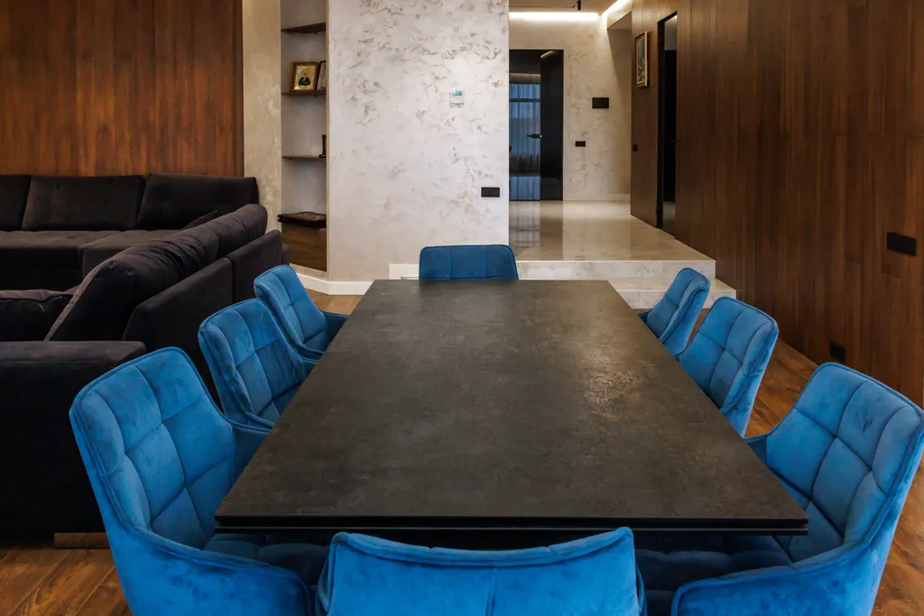 Шикарный коттедж в Подмосковье с круглогодичным бассейном на улице