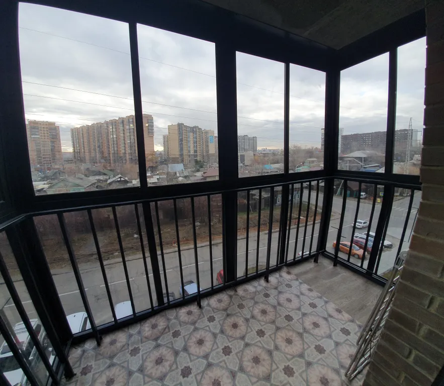 Уютная студия СЕРЕБРО у Модного Квартала в Центре