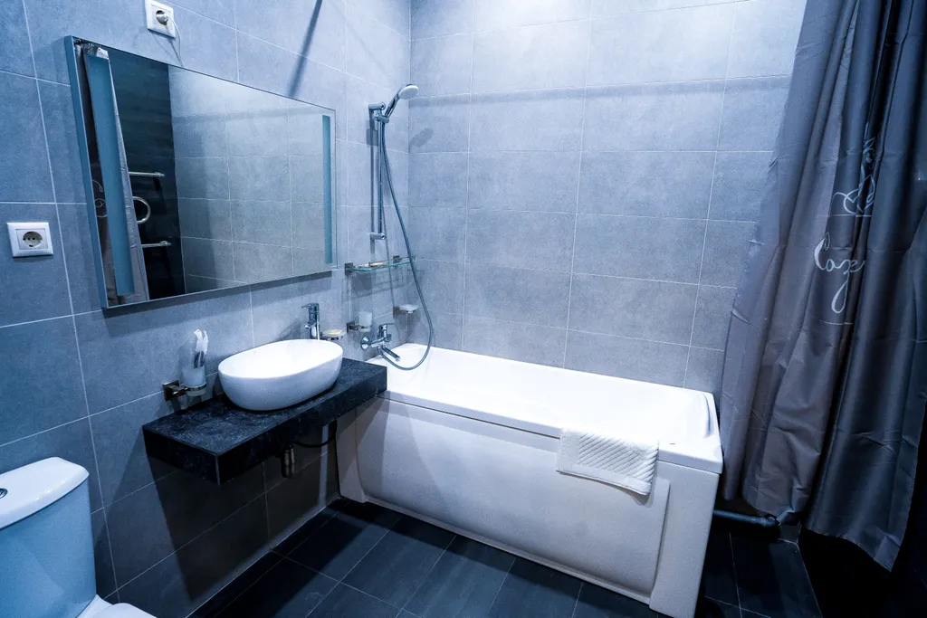 Номер делюкс с видом на бассейн, горы и аэропорт