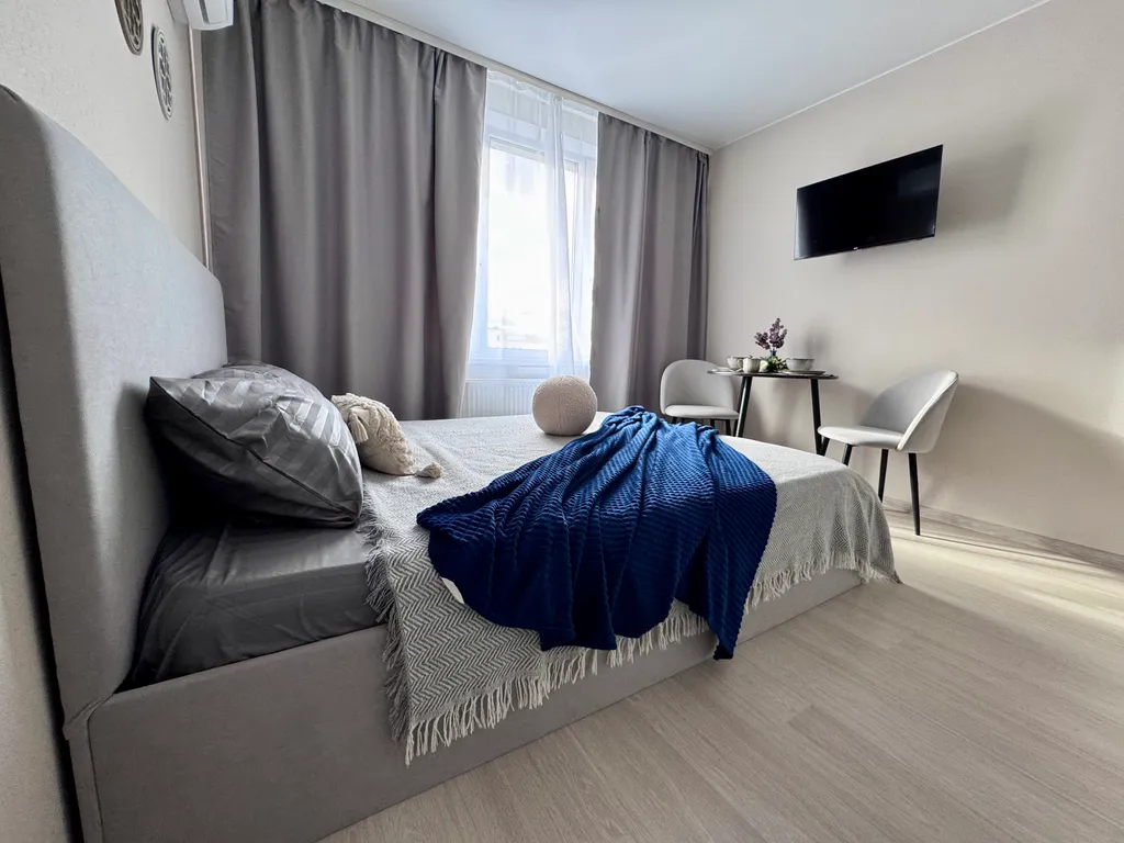 Красивая квартира с видом на озеро