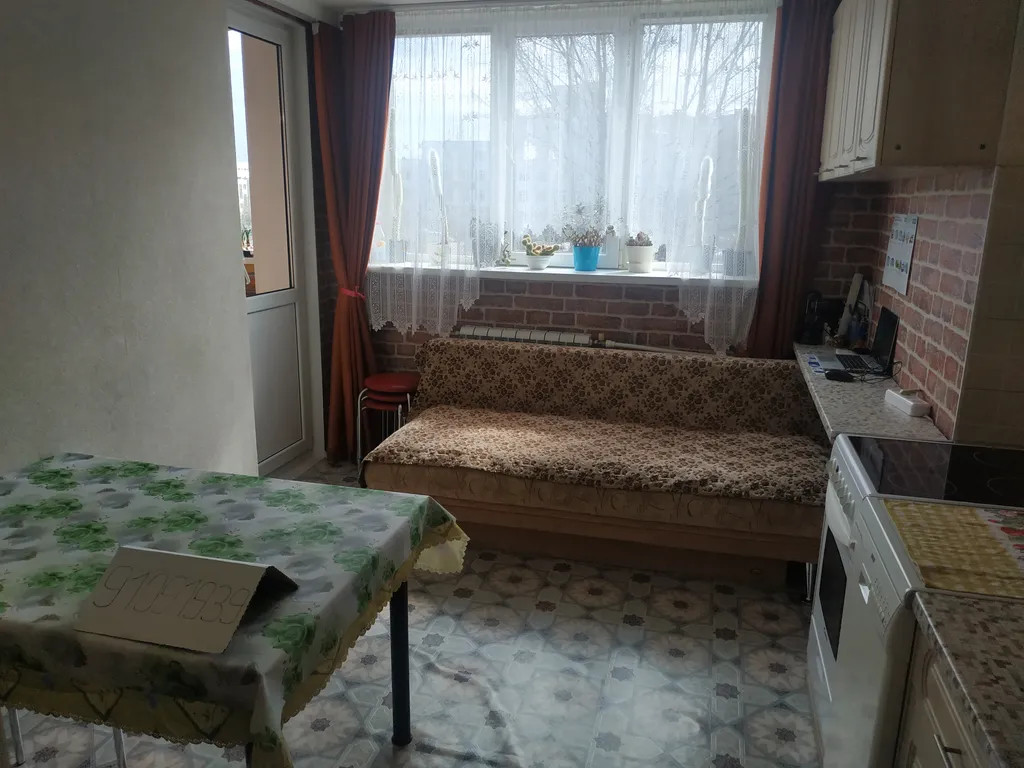 Охраняемый тихий дом в оживлённом мегаполисе
