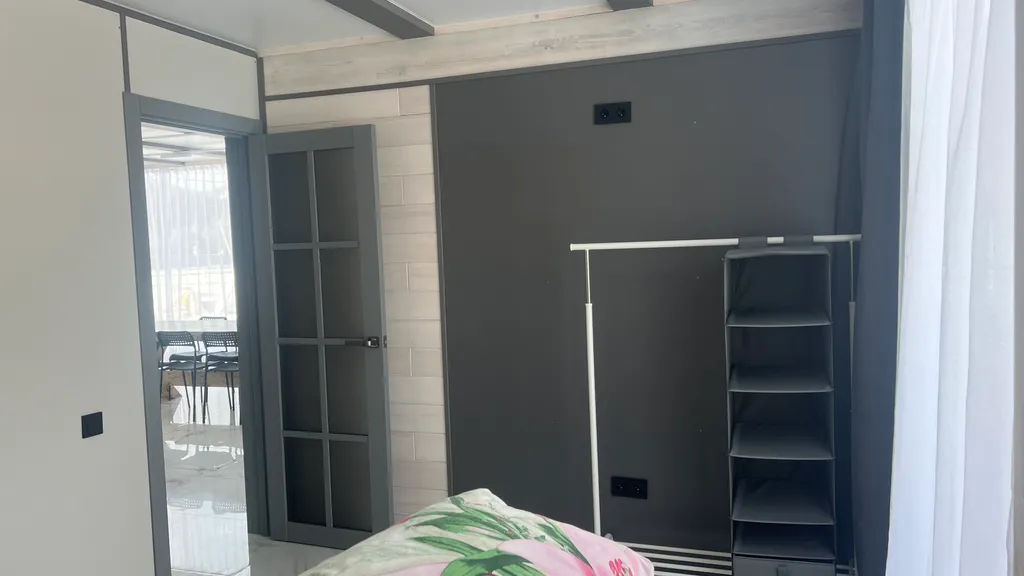 Альпис резидент