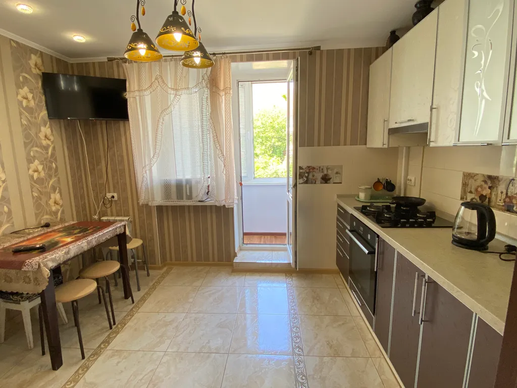 Уютная квартира в центре Орджоникидзе