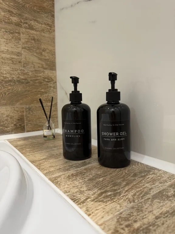 Красивая квартира с панорамным видом на Волгу