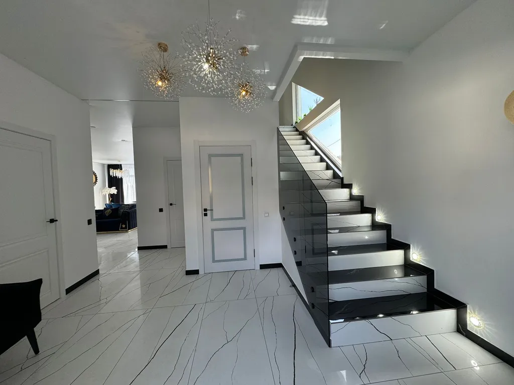 Дом с баней и теплым бассейном