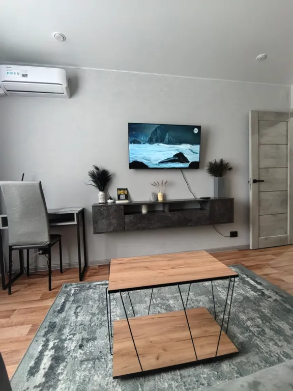 Интересная квартира с видом на город в комфортном ЖК