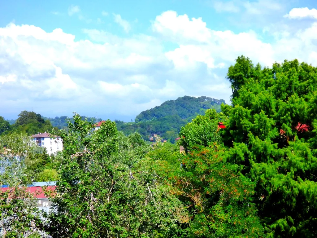 Студия с дизайнерским ремонтом в новом доме на равнине