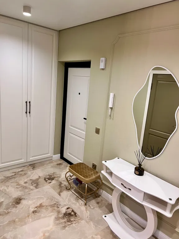 Современные новые апартаменты недалеко от центра города