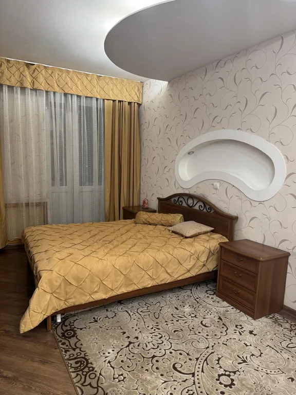 Большая 3-комнатная в центре Барнаула