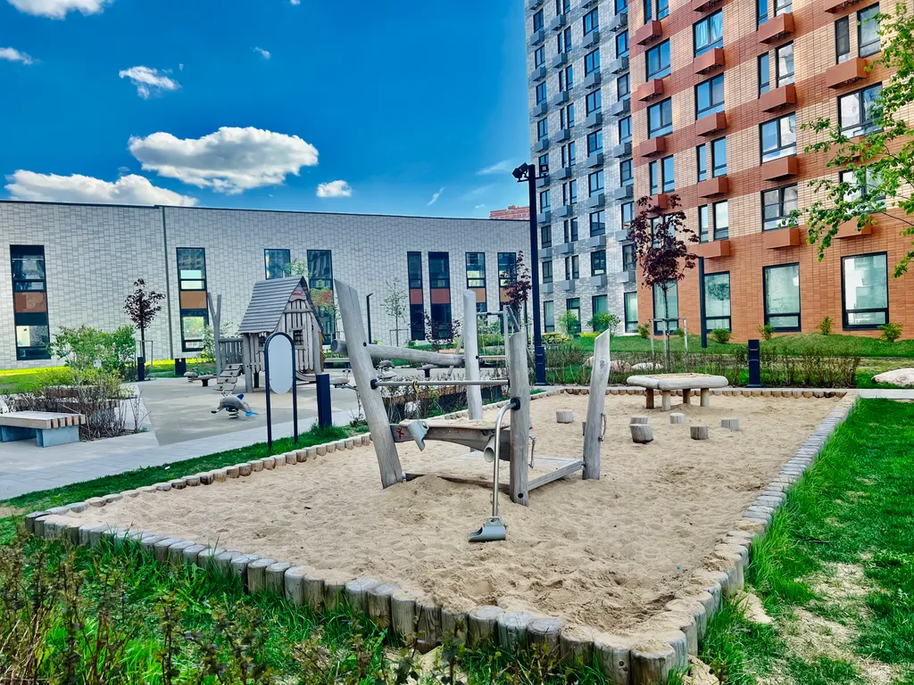 Яркие апартаменты у метро Котельники, 1 минута