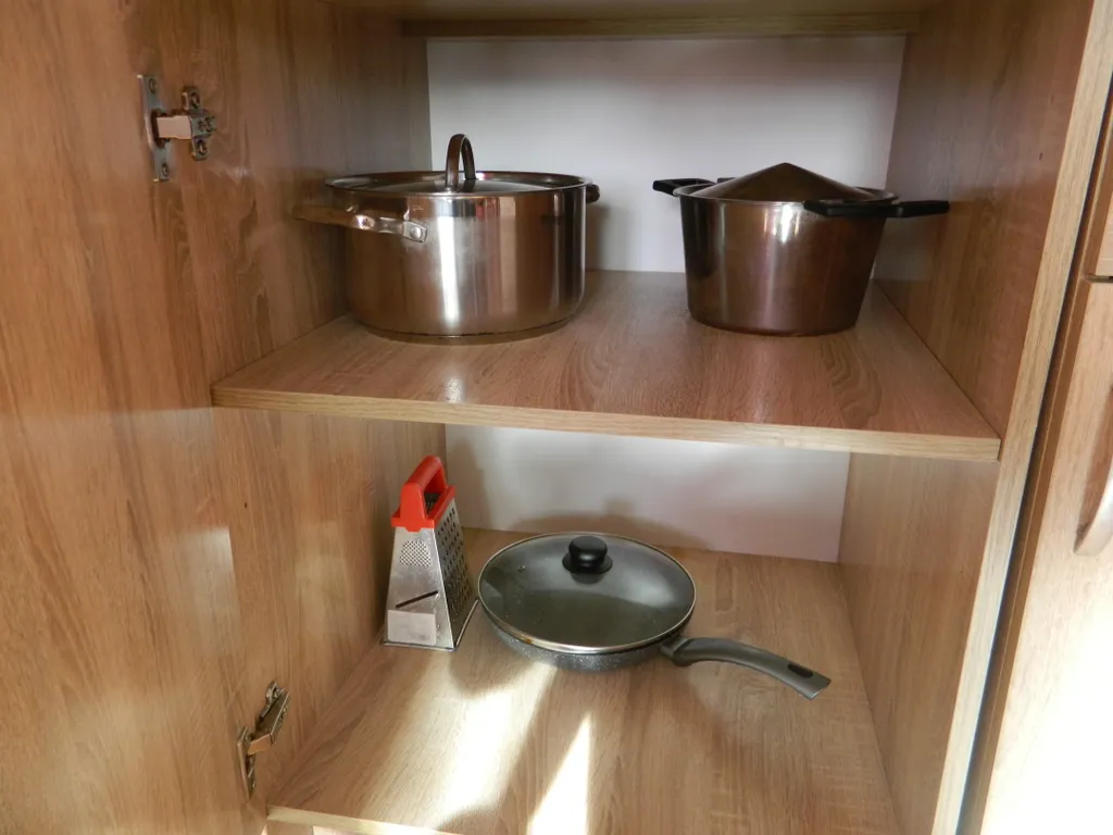 Студия Япония