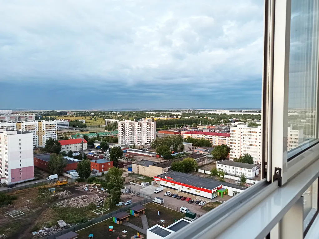 Видовая евро 2-шка в центре