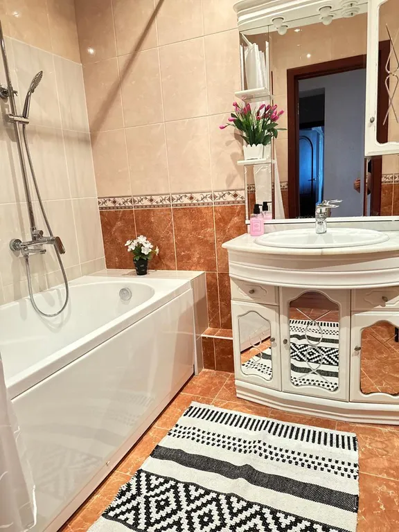 Просторная трехкомнатная квартира