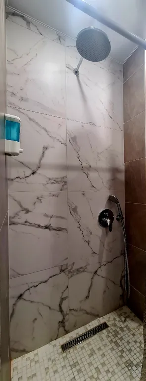 Улучшенный апартамент в центре города