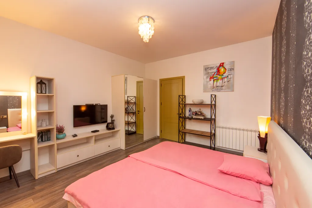 Luxury 4 bedroom apartment 1 in the city centar of Tbilisi