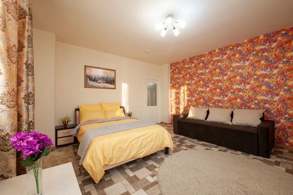 Двухкoмнатная квaртиpа нaпpотив TРЦ Плaнeта