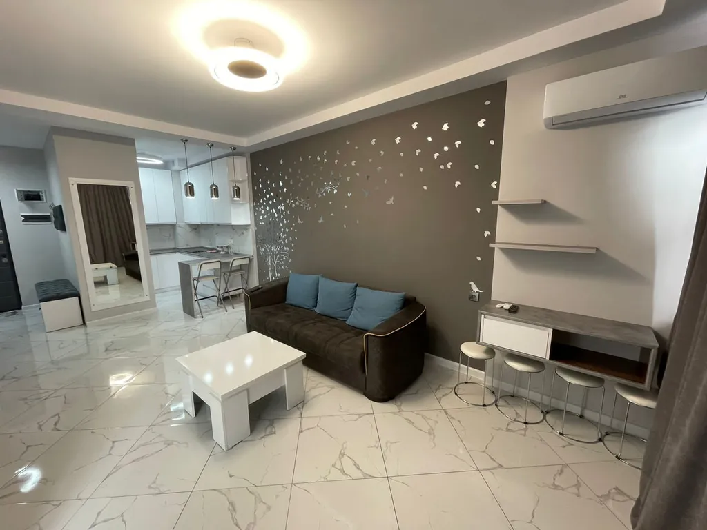 Квартира Светлая стильная квартира с 3 комнатами — Батуми