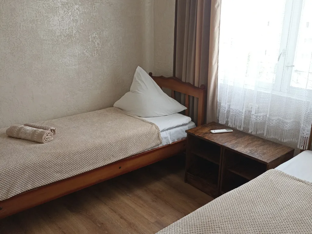 Квартира Номер в гостевом доме рядом с морем — аренда посуточно в Лоо