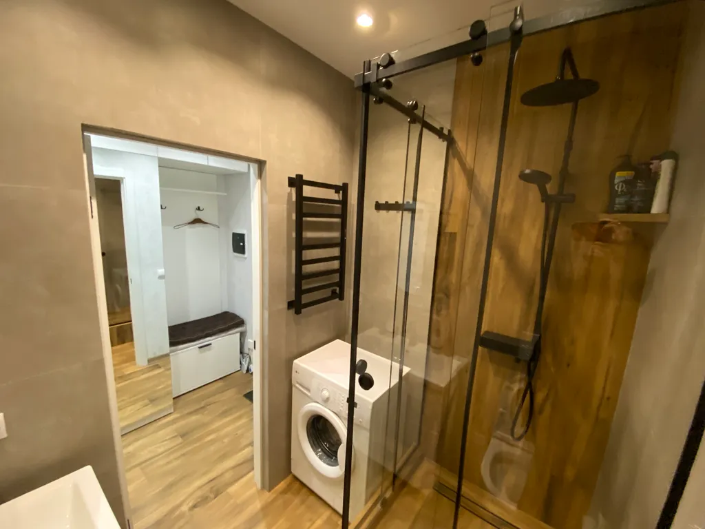 Уютная квартира класса люкс с новым ремонтом в лучшем районе города