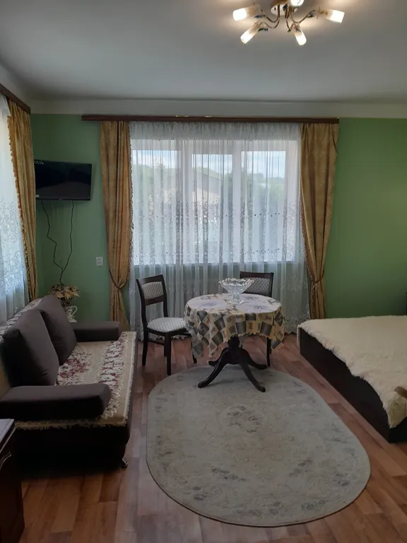 Комната в 2х этажном доме с отдельным входом, 5 мин от парка