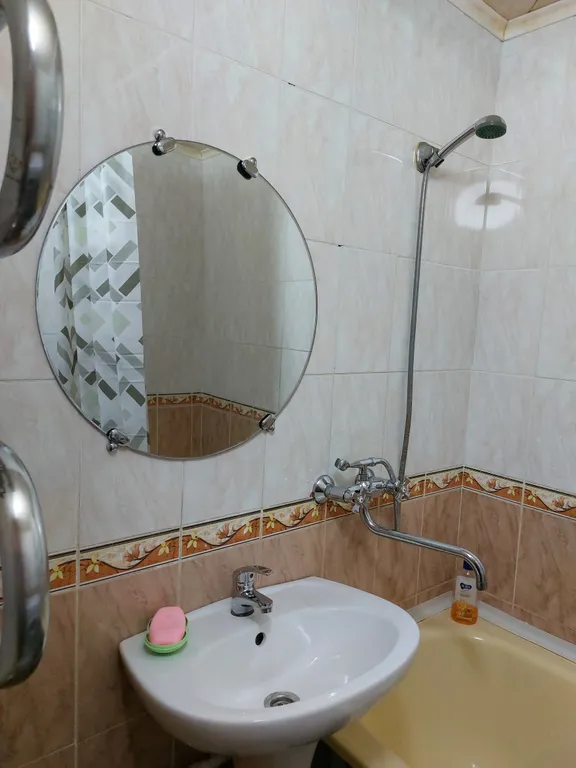 Просторная 2х-комнатная квартира в спокойном районе