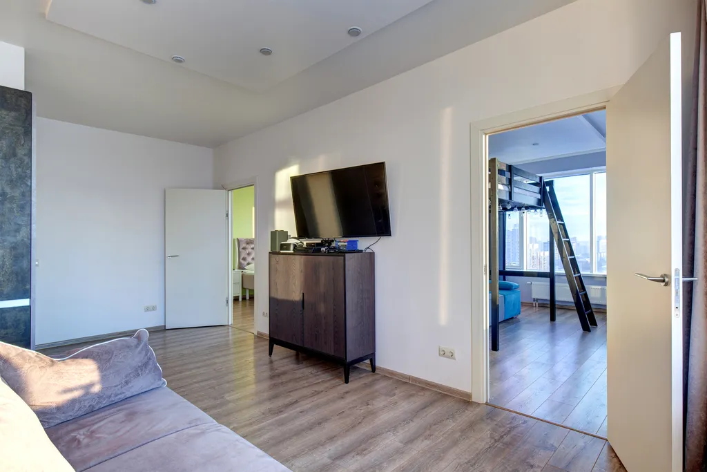 Апартамент с панорамным видом "Огни Екатеринбурга"