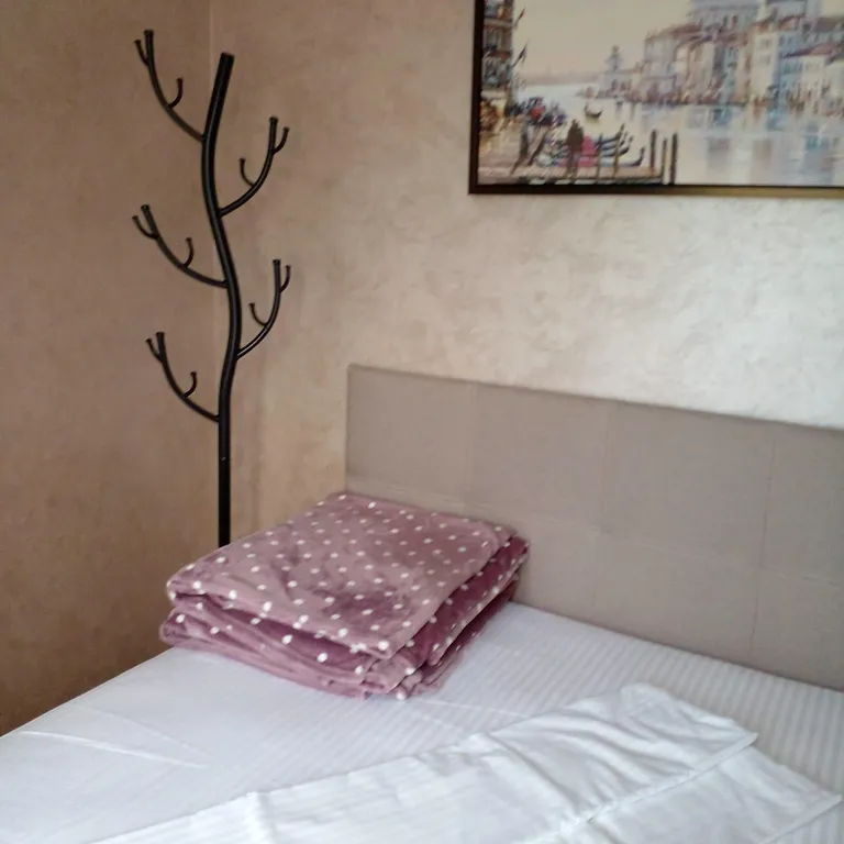 Квартира со свежим ремонтом рядом с морем