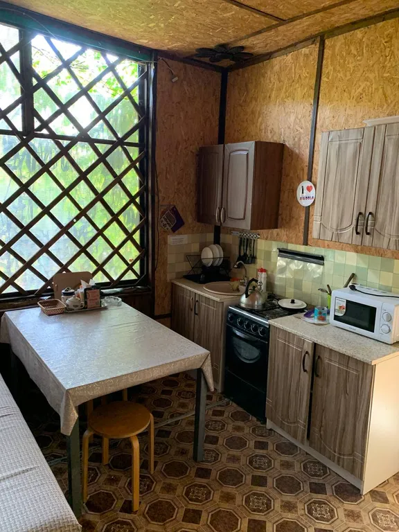 Отдельный домик на 4-5 человек в лесной зоне