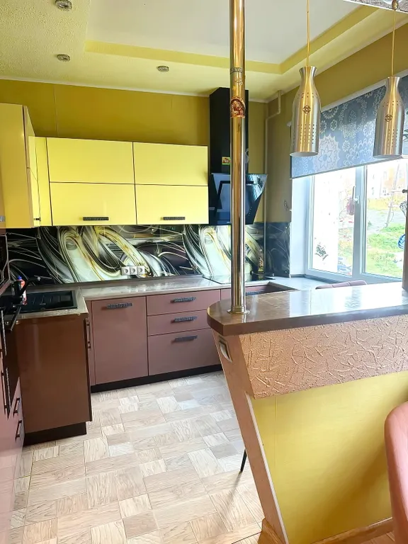 Трёхкомнатная квартира с большой кухней-гостиной возле Биг Вуд