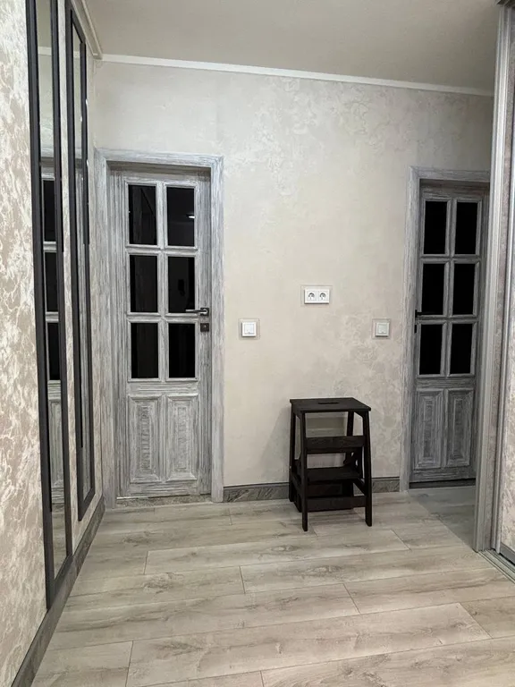 Просторная, чистая двушка с кухней-столовой в историческом центре