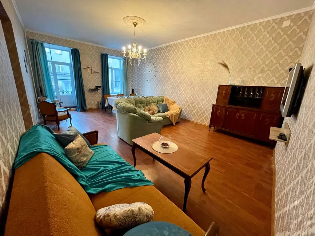 Квартира Большая квартира рядом с Дворцовой площадью — Санкт-Петербург