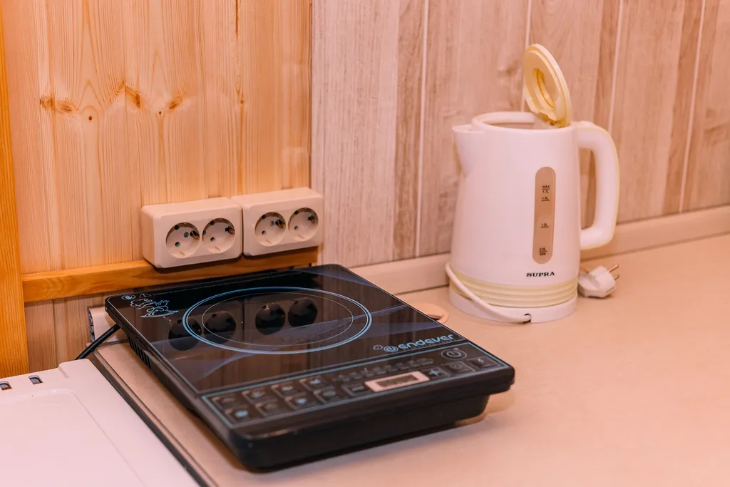 Комната со своим санузлом и мини-кухней в историческом центре Казани