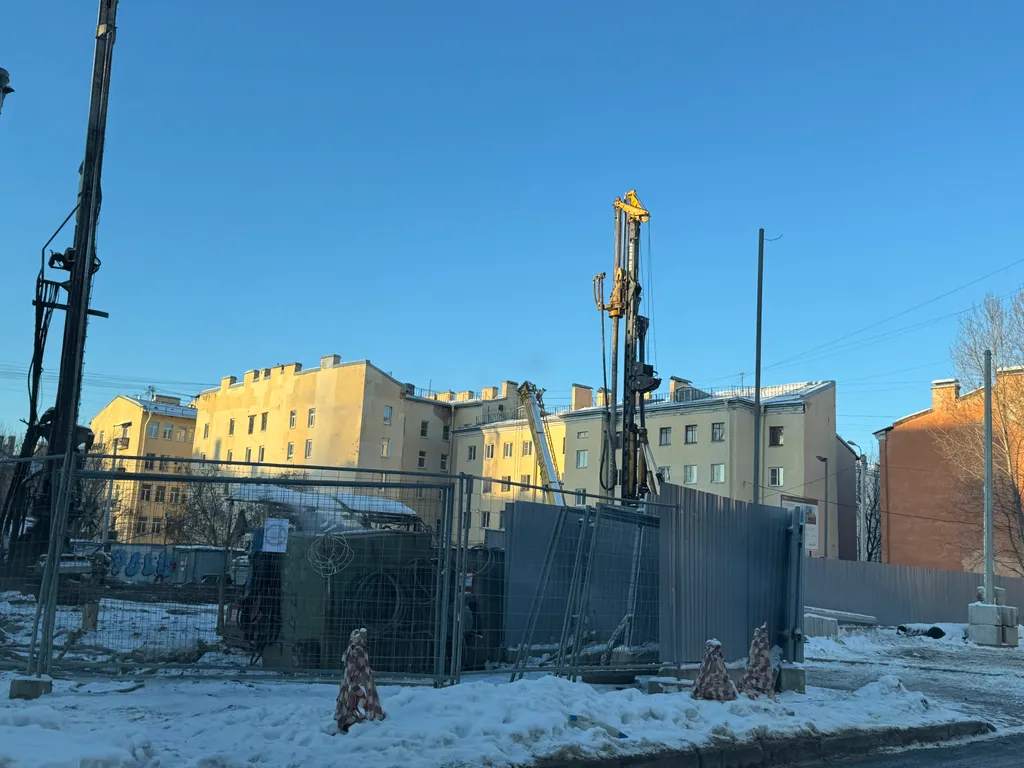 Просторная и теплая квартира в центре у метро с бесплатной парковкой