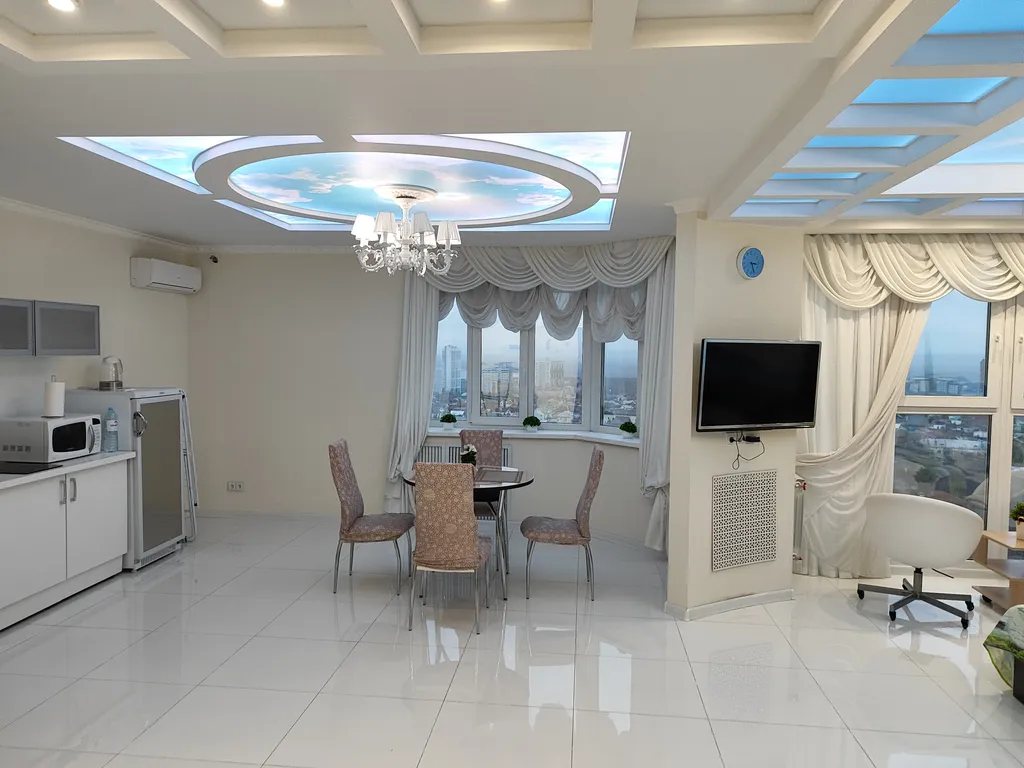 Эффектная романтичная Белоснежка