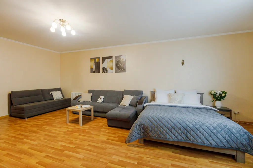 Квартира Современная двухкомнатная квартира с видом на Волгу 110 м — Самара