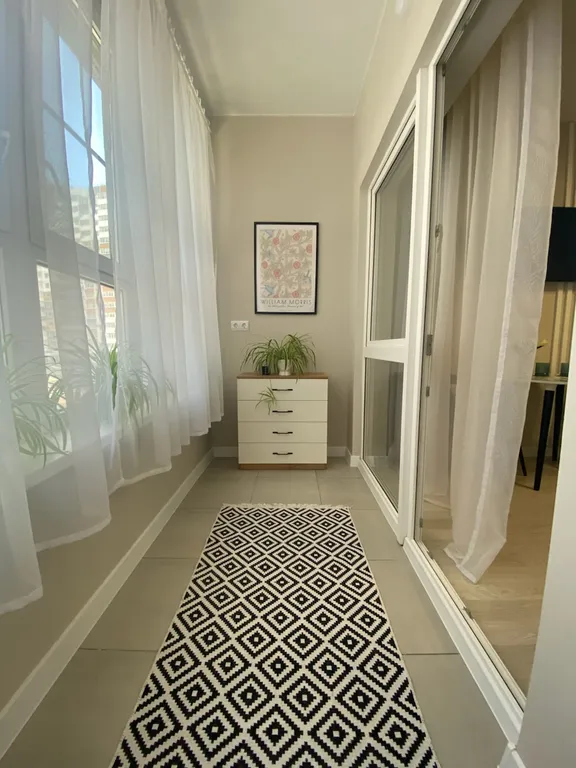 Красивая, новая, уютная студия недалеко от моря