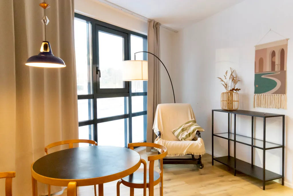 Апартаменты прямо на море, ЖК Светлый мир внутри