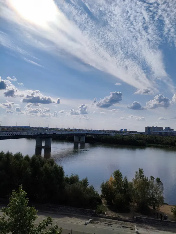 Апартаменты в центре с видом на Иртыш