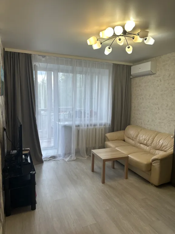 Уютная квартира в самом центре Бора. — аренда посуточно в Бор