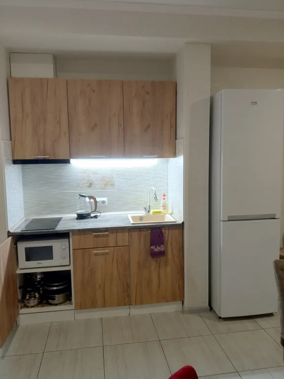 Светлая студия в тихом районе у моря