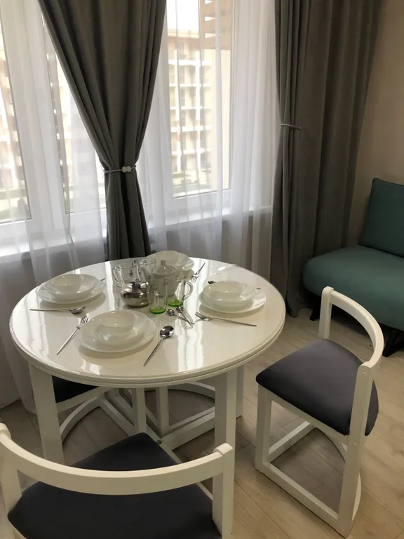 Квартира с видом на бассейн