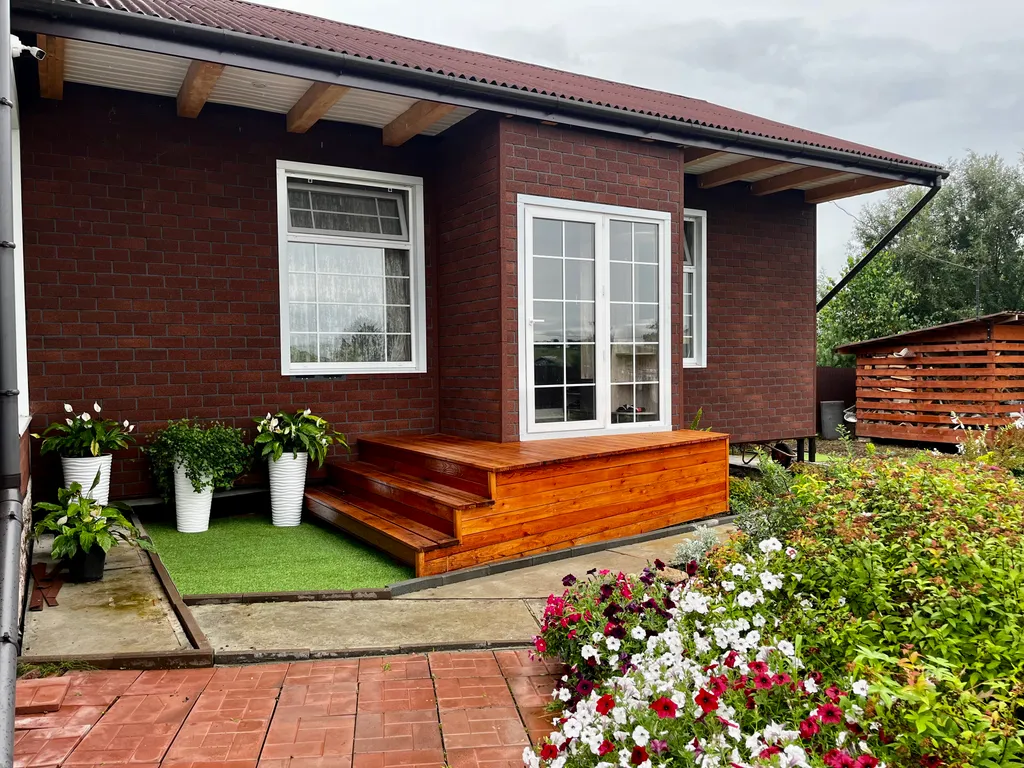 Часть дома с отдельным входом, с сауной