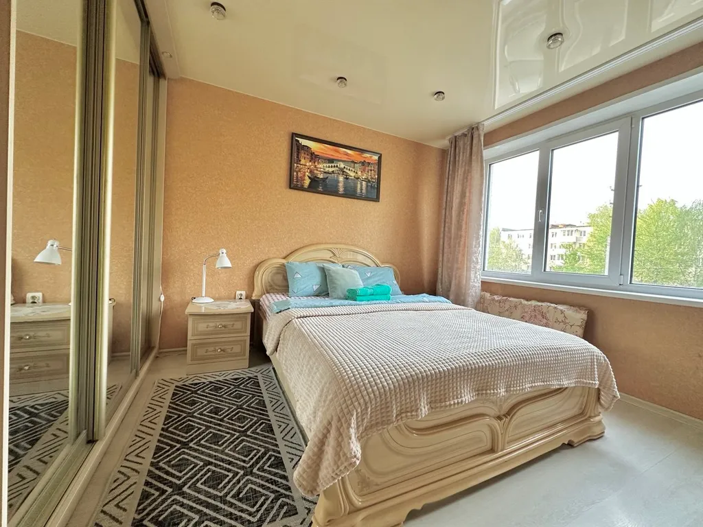 Просторная квартира у парка Соловьиная роща — аренда посуточно в Смоленск