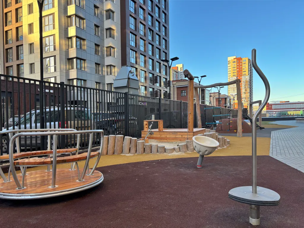 Дизайнерская евродвушка в центре города в топовом ЖК Лесопарковый