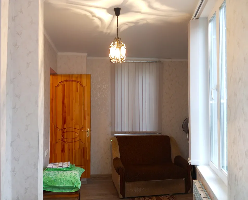 Квартира с мангальной зоной, гаражом и личным местом отдыха во дворе