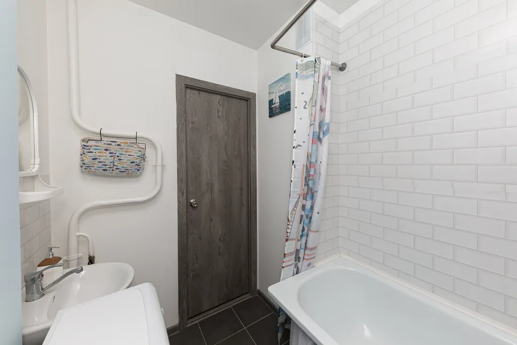 Студия с видом на озеро