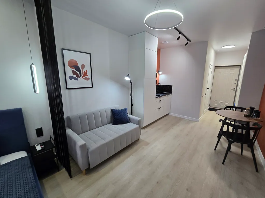 Современная квартира в новом элитном доме на ФПК