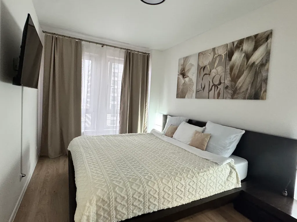 Квартира Однокомнатная квартира с кроватью kingsize и подсветкой — Москва